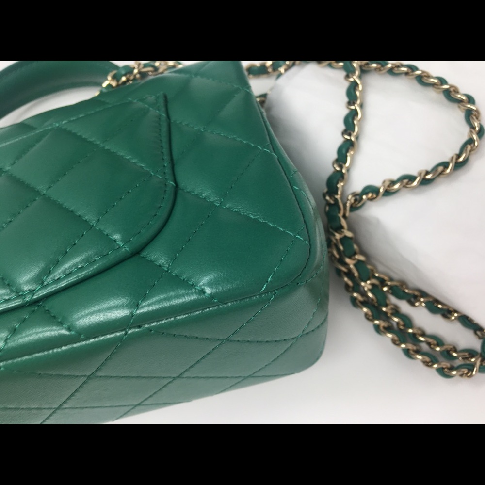 SOLD❤️22A Chanel emerald green top handle mini LGHW - Picture 13 of 16